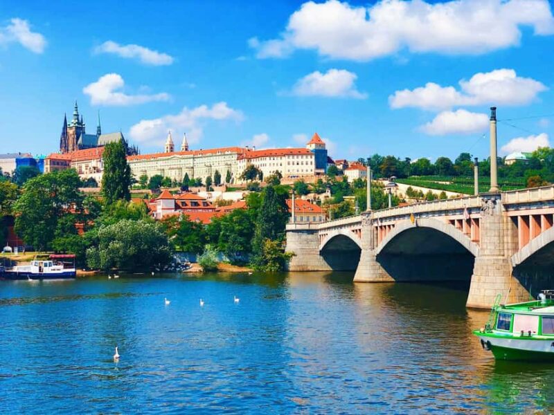 Prague Castle, St. Vitus Cathedral, Royal Palace, St. George's Basilica - Architectural Styles from Gothic to Baroque