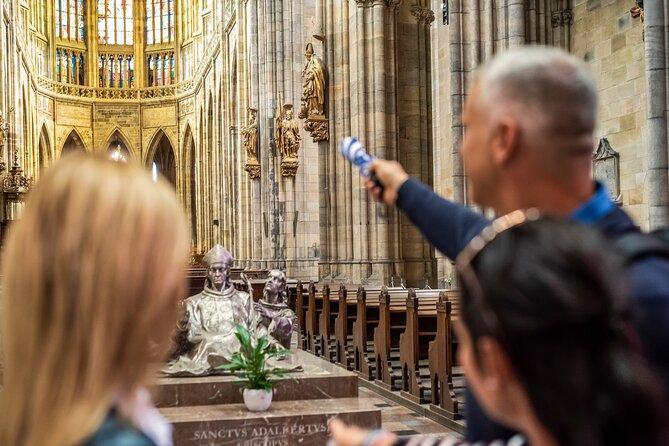 Prague Castle Tour Including Admission Ticket - 2.5 Hour - Discovering Golden Lane and Local Life