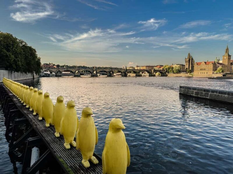 Prague: Central Gallery Ticket & Digital City Tour - Key Points