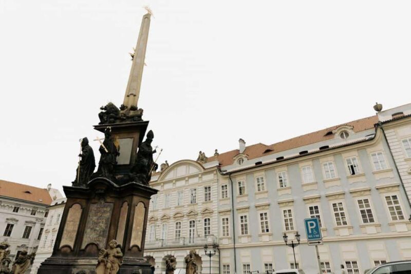 Prague: Christmas Gala Concert at Liechtenstein Palace - Key Points