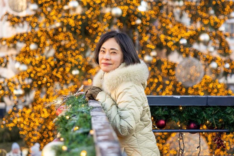 Prague: Christmas Markets Tour with Photoshoot & Wine - The Unique Photoshoot with a Professional Photographer Guide