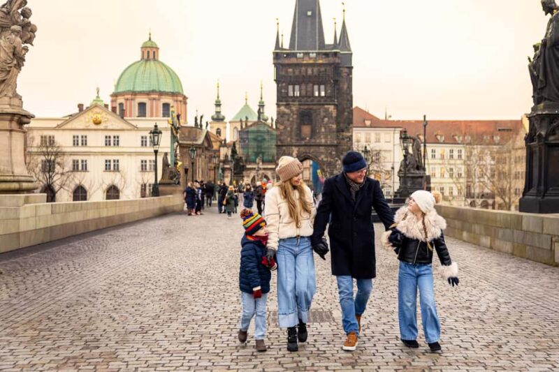 Prague: Christmas Markets Tour with Photoshoot & Wine - Practical Details: Meeting Point, Group Size, and Flexibility
