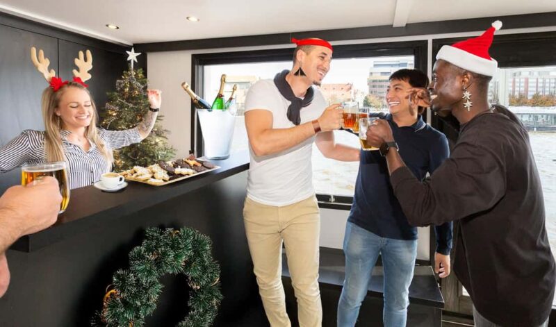 Prague Christmas Private Boat Tour - Enjoy a Festive 90-Minute Private Boat Ride in Prague