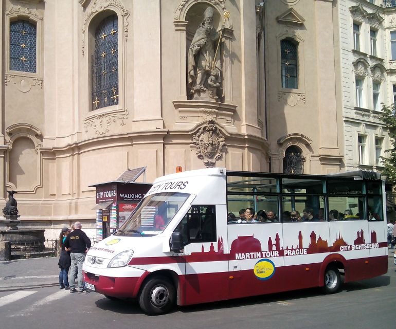 Prague City: 1-Hour Orientation Tour by Bus - Returning to Old Town Square and Final Impressions