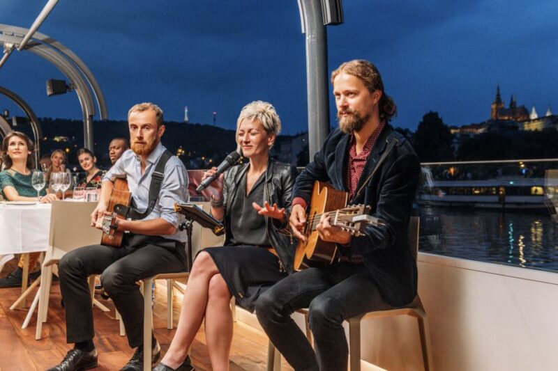 Prague: City Tour and Dinner Cruise with Hotel Pickup - Passing Major Landmarks on the Vltava River