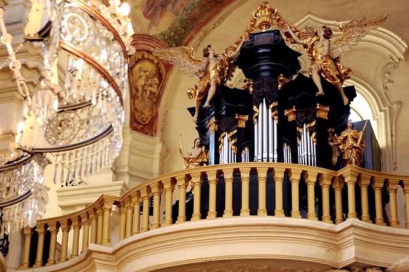 Prague: Classical Concert in St. Nicholas Church - Practical Details: Meeting Point and Included Items