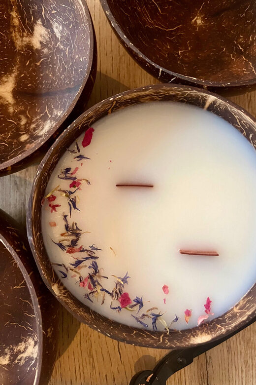 Prague: Coconut candle workshop - Discover the Charm of the Prague Coconut Candle Workshop