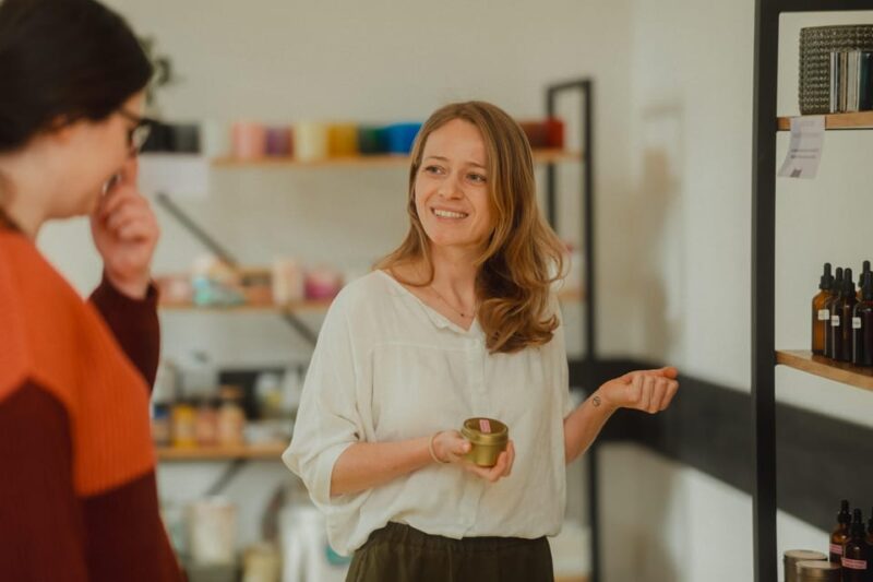 Prague: Coconut candle workshop - Key Points