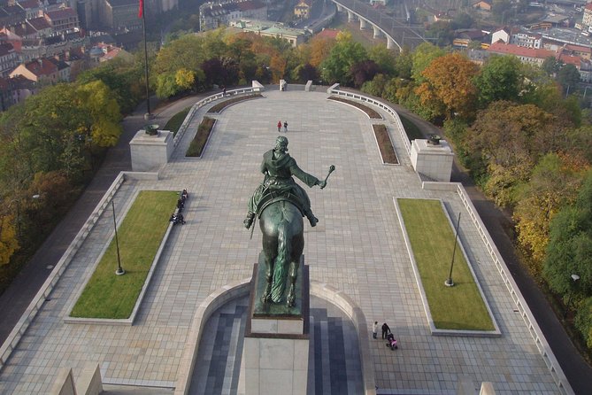 Prague Cold War Walking Tour - The Guide: Knowledge and Storytelling