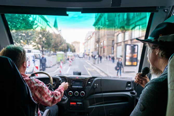 Prague Combo: Castle Guided Tour, Bus and Optional Boat - Inside Prague Castle: The Key Attractions