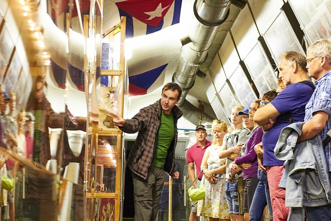 Prague Communism History and Nuclear Bunker Tour - Guide Personalities and Participant Feedback