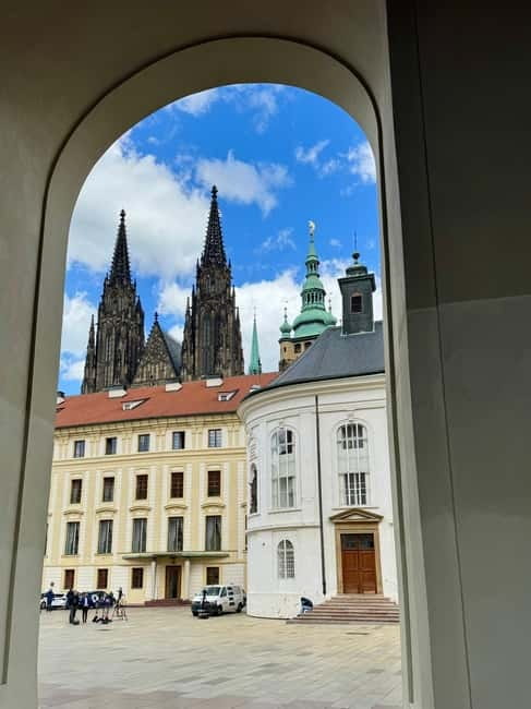 Prague: Dan Brown's Secret of Secrets Top Sights Guided Walk - Ascending to Prague Castle’s Majesty