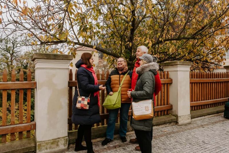 Prague: Dan Brown's "The Secret of Secrets" Walking Tour - Decoding the Astronomical Clock