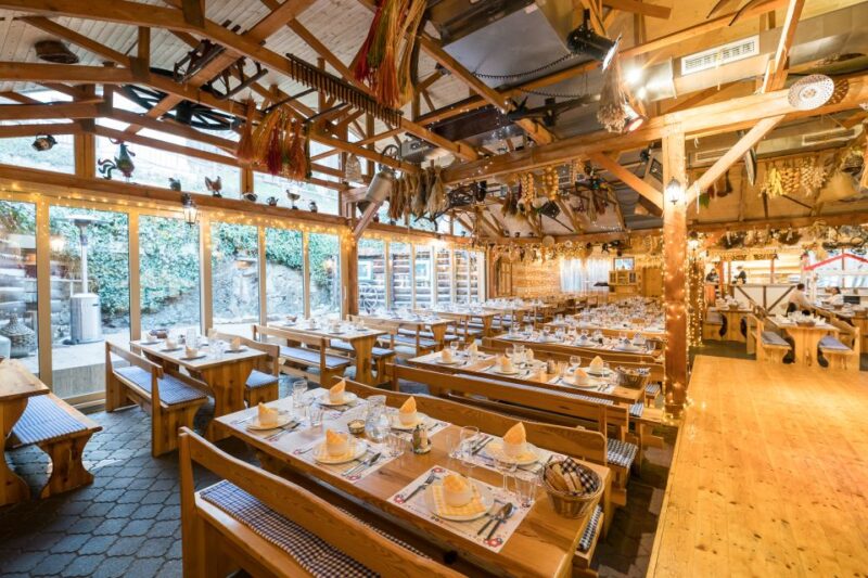 Prague: Dinner with Folk Show and Open Bar - An Evening at a Traditional Czech Restaurant