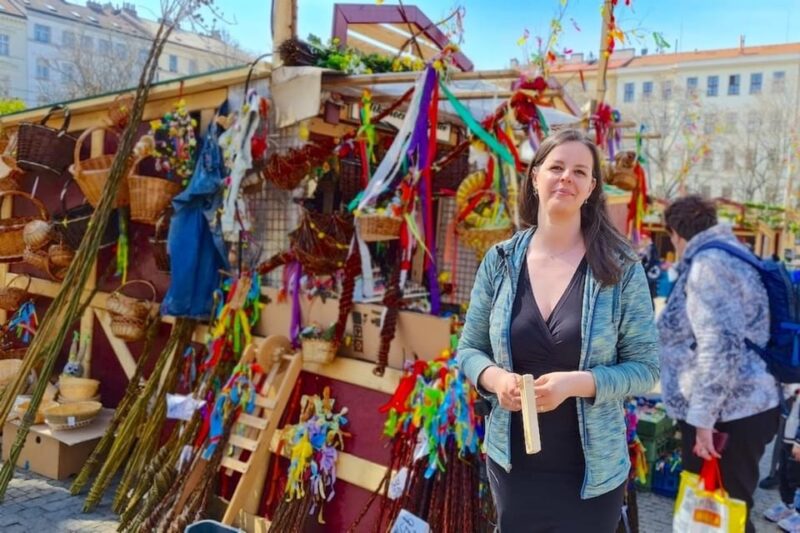 Prague: Easter Markets Tour with Czech Traditions & Snacks - Pragues Vibrant Easter Markets Offer a Colorful Experience