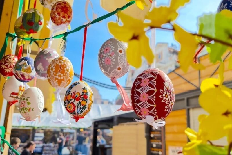 Prague: Easter Markets Tour with Czech Traditions & Snacks - The Decorated Easter Trees and Market Atmosphere