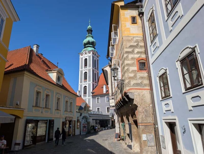 Prague: eský Krumlov & Bohemian Village Day Trip with Lunch - Scenic Journey Back to Prague