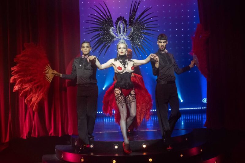 Prague: Evening Czech Cabaret Show at the Hybernia Theater - What Makes the Czech Cabaret Show in Prague Special?