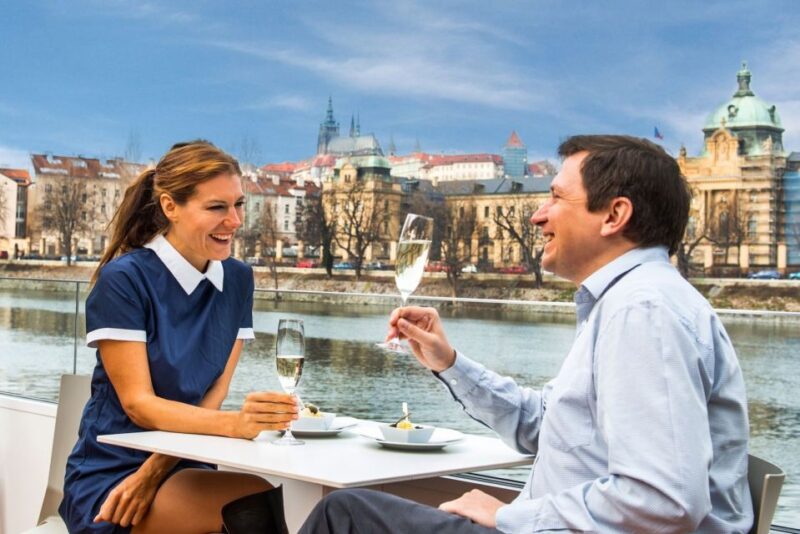 Prague: Evening Vltava River Eco Cruise with Prosecco - Explore Prague’s Historic Center on a Modern Eco Cruise