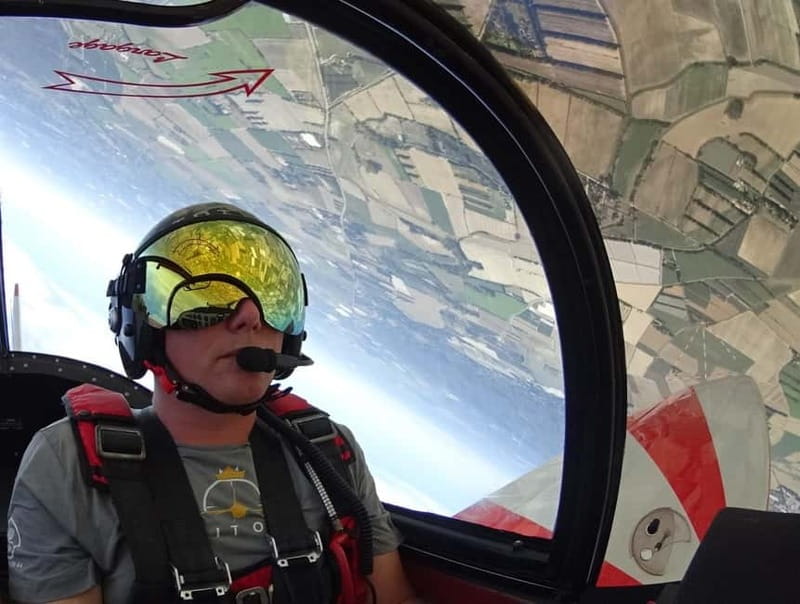 Prague: Ex-Military Trainer Flight Experience - Practical Tips for Participants