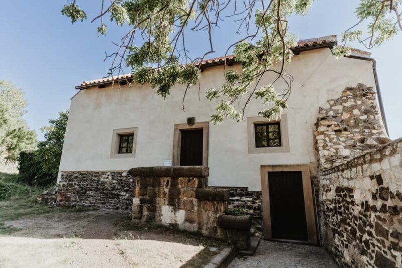 Prague: Exhibition The Rise and Fall of Vyehrad - Visual Storytelling Through Models and Photos