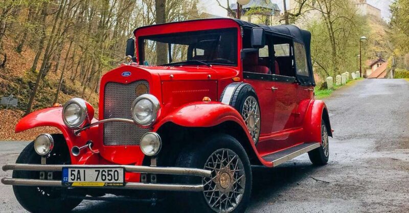 Prague: Fairytale Karlstejn Castle in Retro-Style Car - An Exclusive Ride to the Fairytale Castle in a Vintage Car