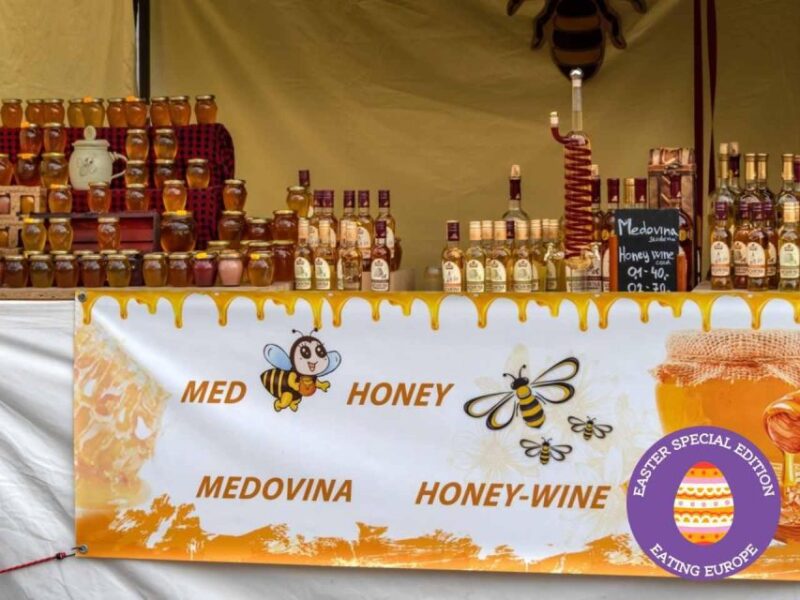 Prague: Food and Beer Guided Walking Tour with Tastings - Practical Details: Group Size, Accessibility, and Scheduling