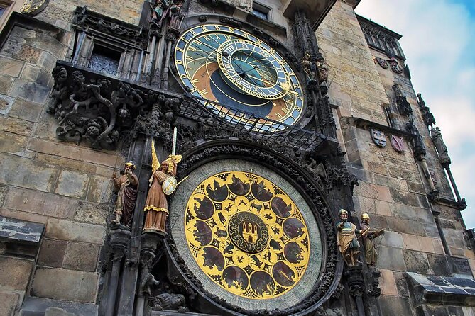 Prague Full-Day Tour From Vienna with Transfers and Guide - Free Time at Wenceslas Square