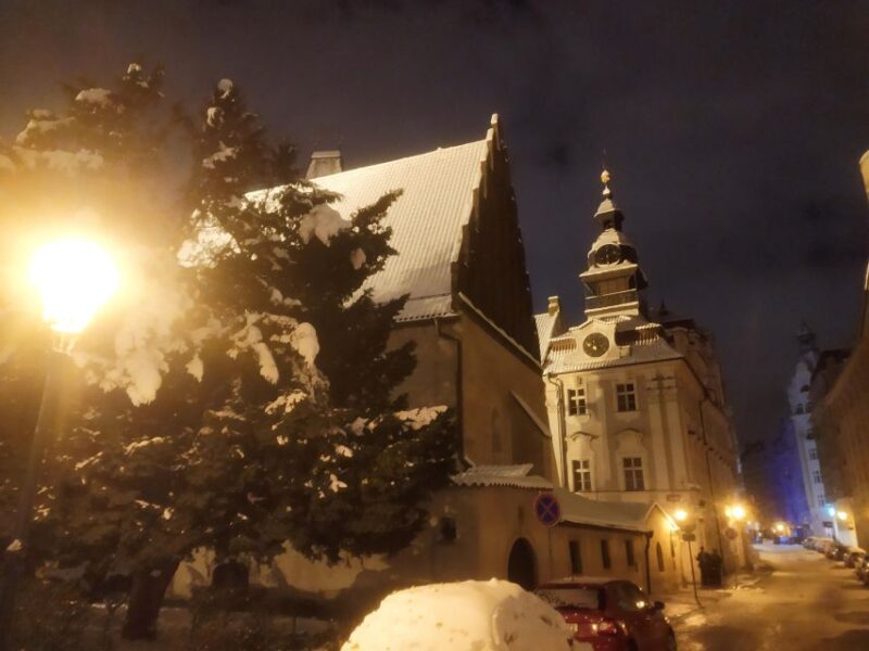 Prague: Ghost Walking Tour - Accessibility and Practical Tips for Participants