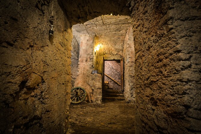 Prague Ghosts, Legends, Medieval Underground and Dungeon Tour - The Final Stops and Immersive Atmosphere