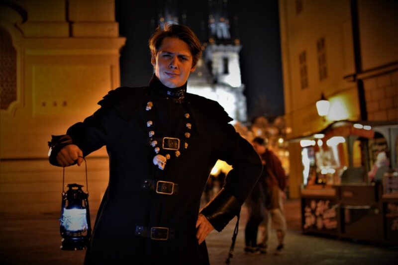 Prague: Ghosts, Legends, Medieval Underground & Dungeon Tour - Visiting the Secret Underground Alchemy Laboratory