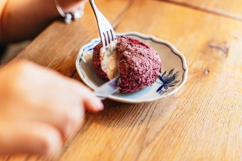 Prague: Guided Street Food Walking Tour - The Storytelling Style of Guides Like Hana and Mike