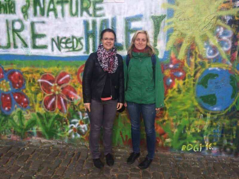 Prague: Half-Day City Highlights Walking Tour - Discovering the Iconic Charles Bridge and the John Lennon Wall