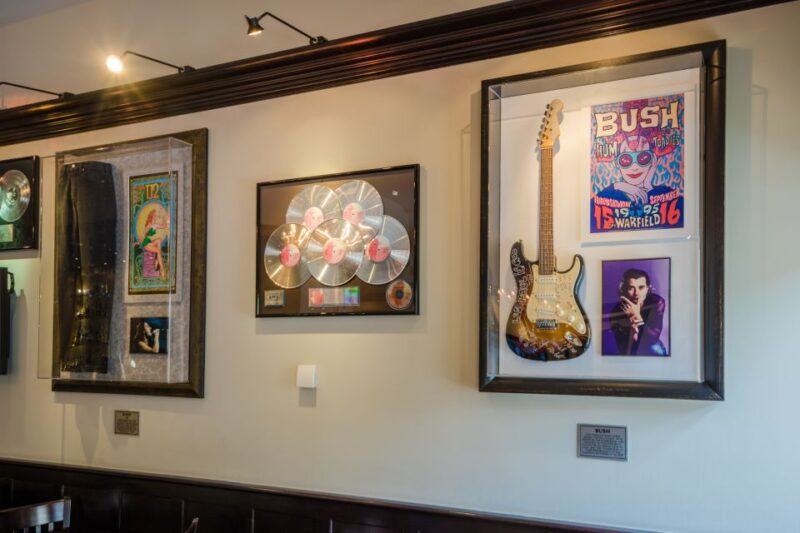 Prague: Hard Rock Cafe with Set Menu for Lunch or Dinner - The Menu Choices: From Legendary Burgers to Signature Desserts