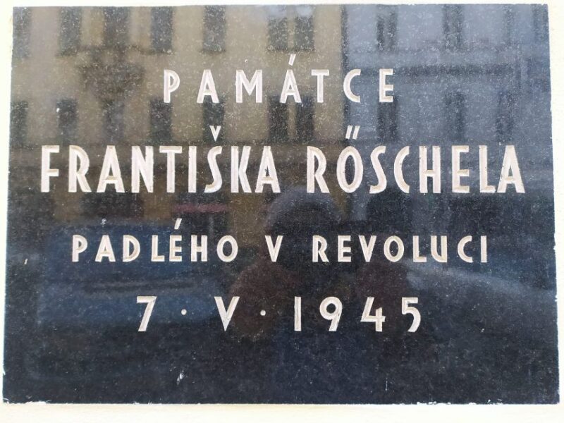 Prague: Historical Walking Tour with Focus on World War 2 - Visiting Sites of Heavy Fighting During the Prague Uprising
