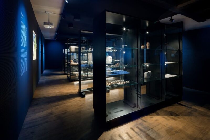 Prague: House at the Golden Ring Entry Ticket - Who Would Enjoy the House at the Golden Ring?