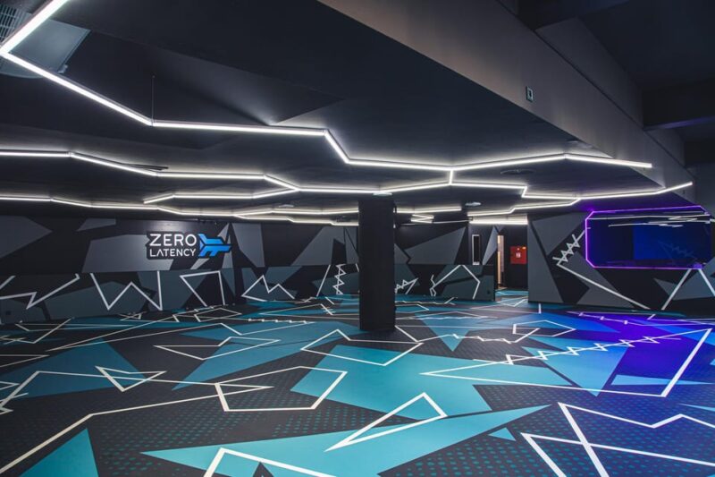 Prague: Immersive VR multiplayer experience - Physical and Accessibility Considerations