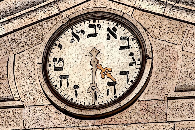 Prague In a Day: Private Full-Day Walking Tour with Prague Castle - Crossing Charles Bridge and Enjoying a Local Lunch