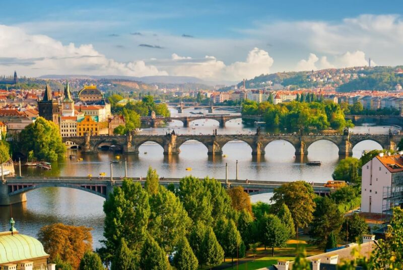 Prague: Insta-Perfect Walk with a Local - Explore Pragues Most Instagrammable Spots in Just 1.5 Hours