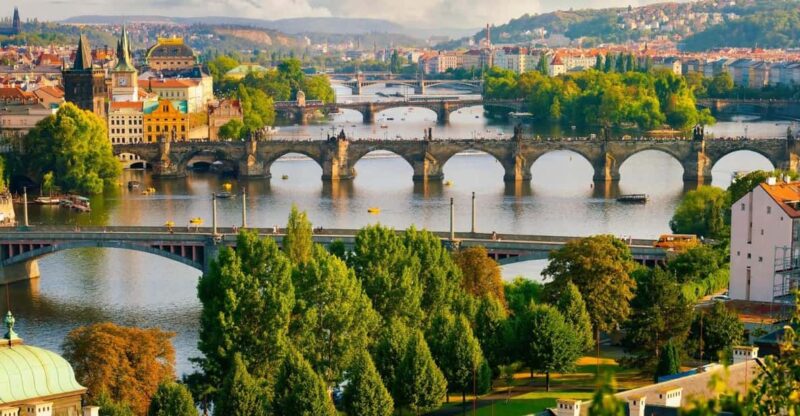 Prague: Insta-Perfect Walk with a Local - Key Points