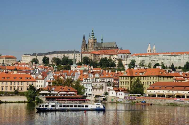 Prague Introduction Walking Tour - Key Points