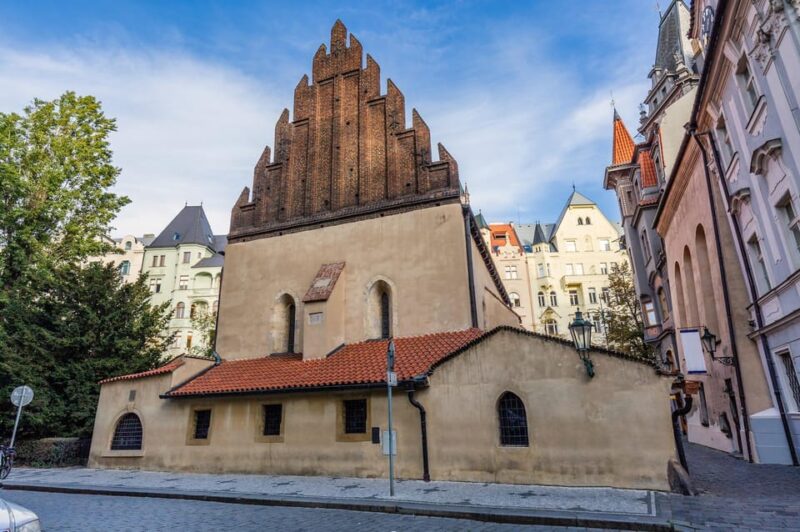 Prague: Jewish Quarter Half-Day Private Walking Tour - The Role of the Guide in Highlighting Prague’s Jewish Past