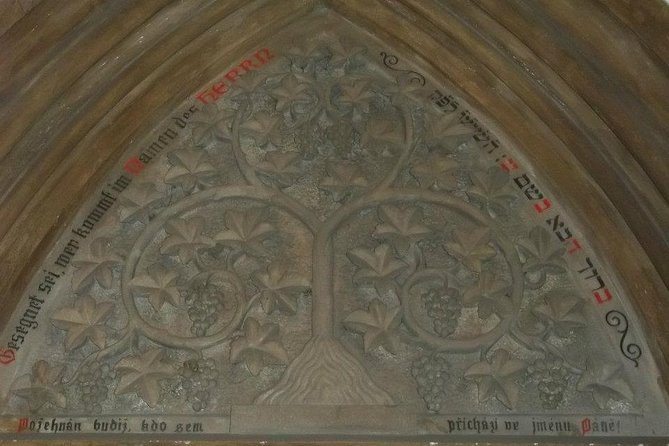 Prague Jewish Quarter Private Half-Day Walking Tour - The Spanish Synagogue: Moorish Architecture and Musical Heritage