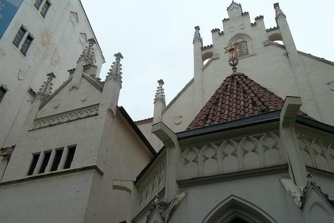 Prague Jewish Quarter Private Half-Day Walking Tour - Klausen Synagogue: The Largest in the Ghetto and Early Baroque Design