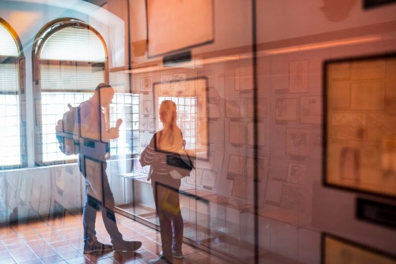 Prague: Jewish Quarter Ticket with optional Audio Guide - The Old Jewish Cemetery: A Moving Historical Site