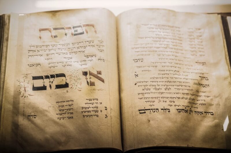 Prague: Jewish Quarter Walking Tour with Admission Tickets - The Tour’s Final Stop at Panenská Synagogue