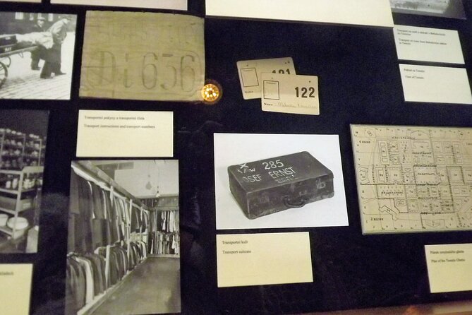 Prague Jewish Quarter Walking Tour with Admission Tickets - Visiting the Pinkas Synagogue and the Jewish Museum