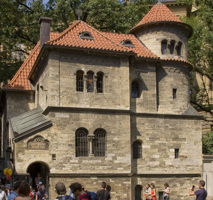 Prague: Jewish Town Walking Tour - The Old-New Synagogue’s Architectural Legacy
