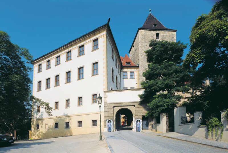 Prague: Lobkowicz Palace Ticket & Audio Guide - Exploring the Art Collections and Masterpieces