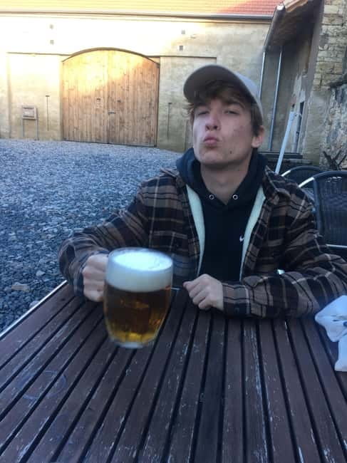 Prague: Local Neighborhoods and Pubs Walking Tour - Key Points